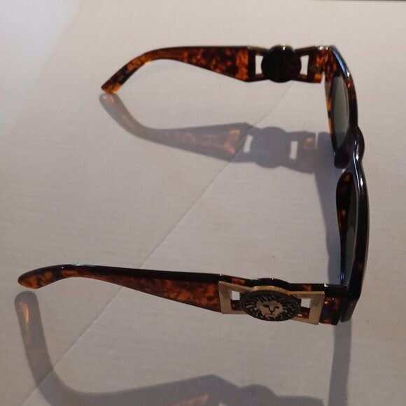Anne Klein Vintage Riviera Sunglasses Tortoise Shell Lion Logo - Picture 7 of 8